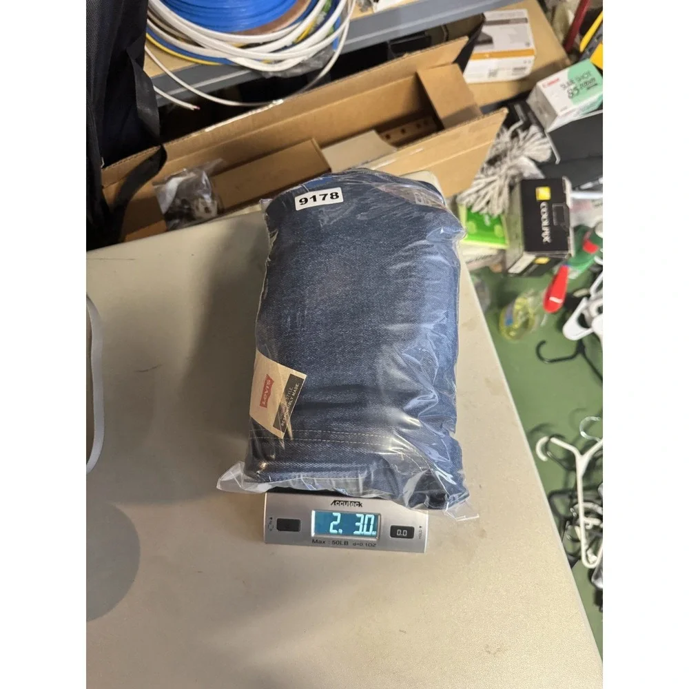 Levis levis 550